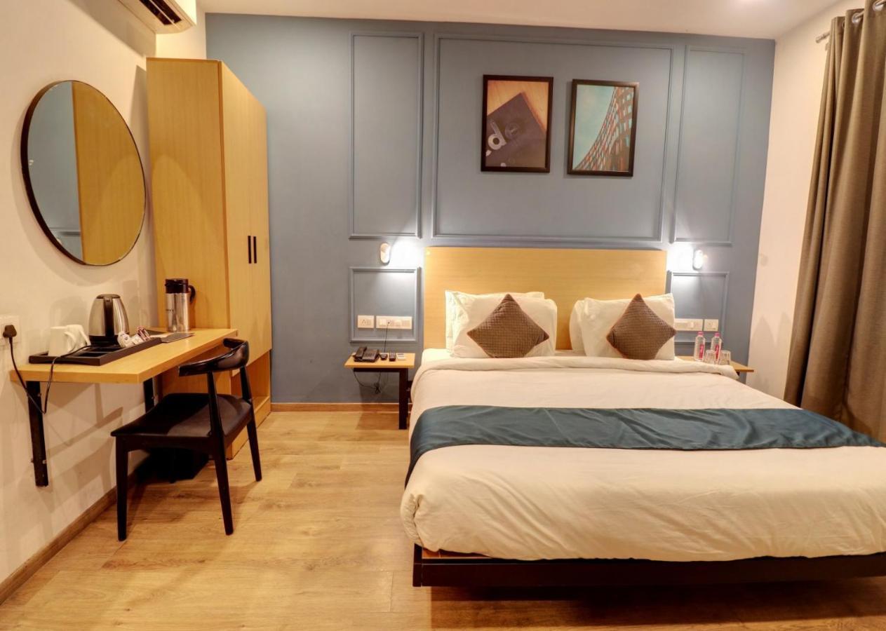 Hotel Mystic Falls Jaipur Eksteriør billede